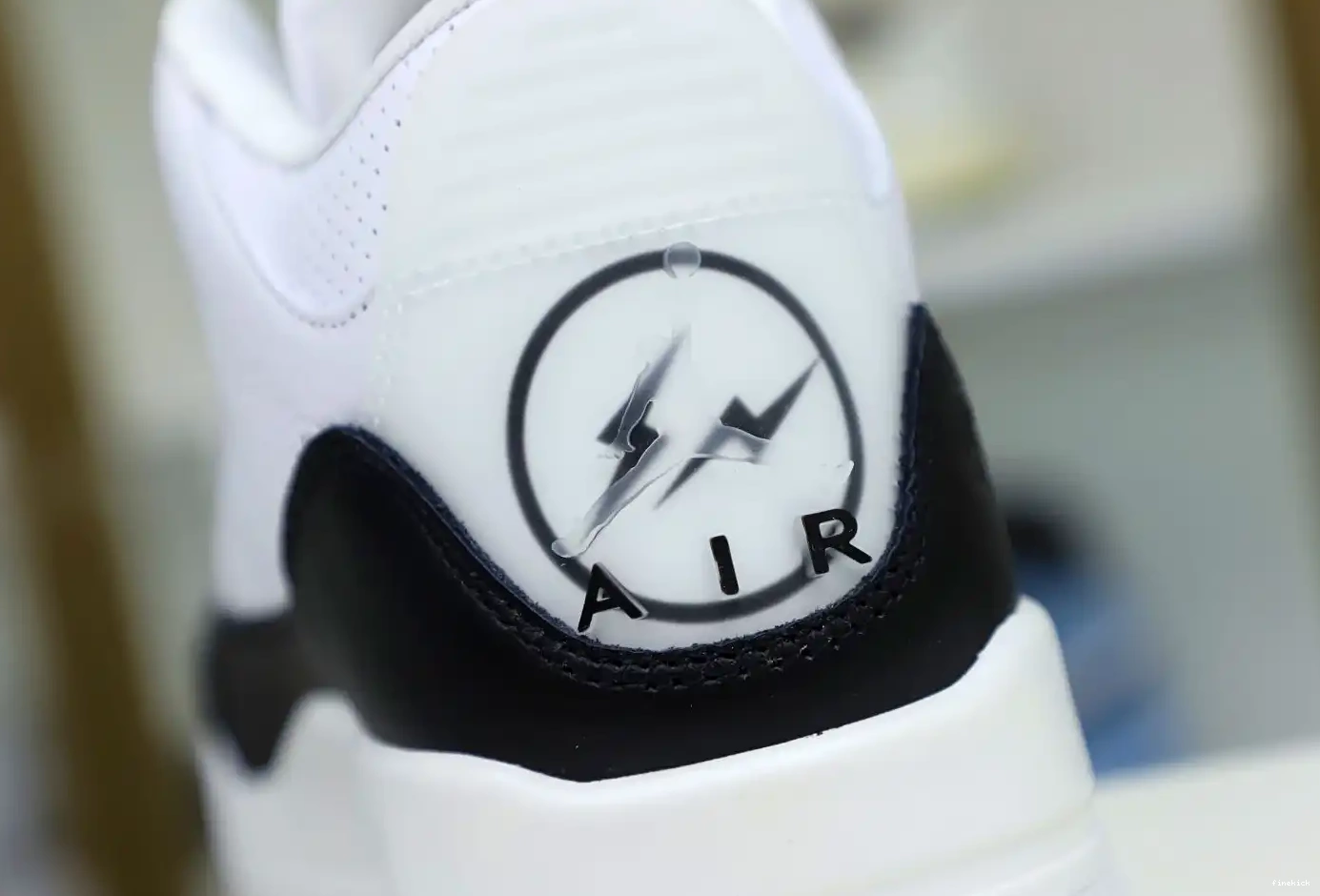 RETRO AIR SP 'WHITE' DESIGN FRAGMENT JORDAN X 3 0528